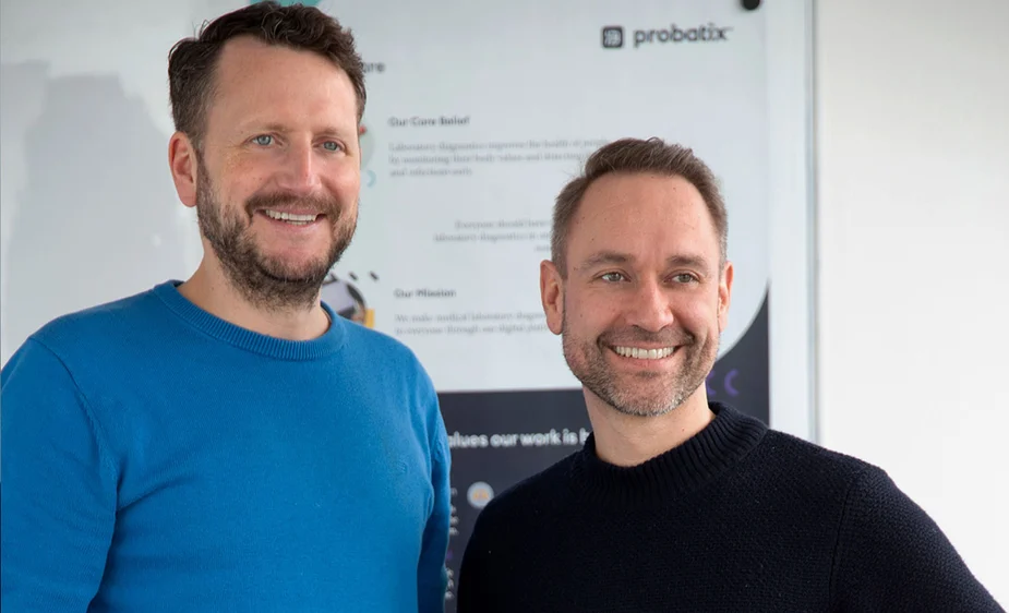 Auf dem Foto sind die beiden Gründer von Probatix Philipp Noack und Daniel Werner abgebildet. Foto: ©Probatix  