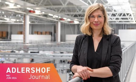 Porträtfoto in einer Werkshalle