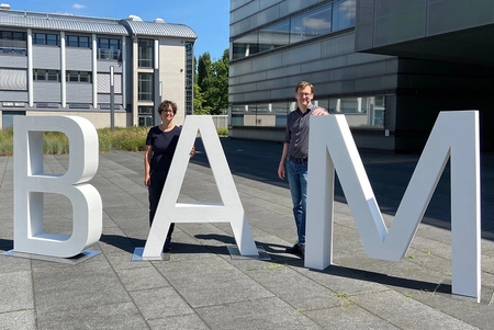 Dr. Franziska Emmerling und Dr. Björn Meermann von der BAM, Quelle: ©BAM