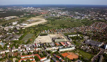 Fügt sich ideal in den Wissenschaftsstandort ein – das neue Gewerbegebiet am Segelfliegerdamm, Bild: © Adlershof Special