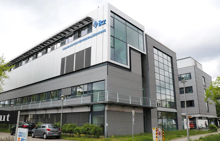 Building façade featuring the IKZ logo