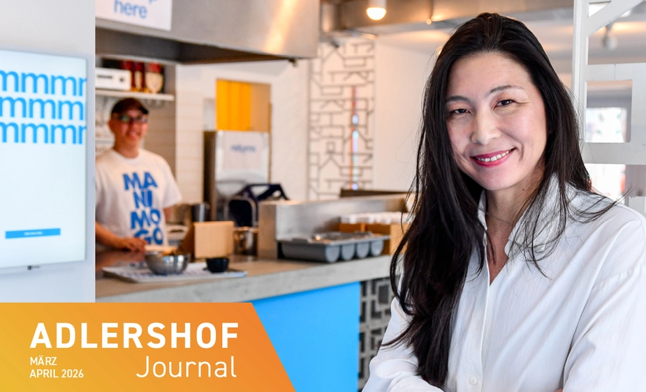 Young Mi Park-Snowden und ein Mitarbeiter im Restaurant