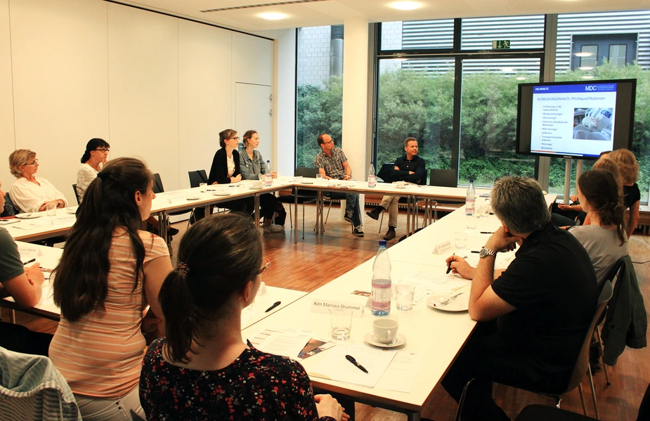 Workshop im Ferdinand-Braun-Institut. Foto © FBH