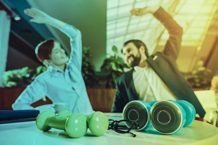 Symbolbild: Sport am Arbeitsplatz © AdobeStock_209704489